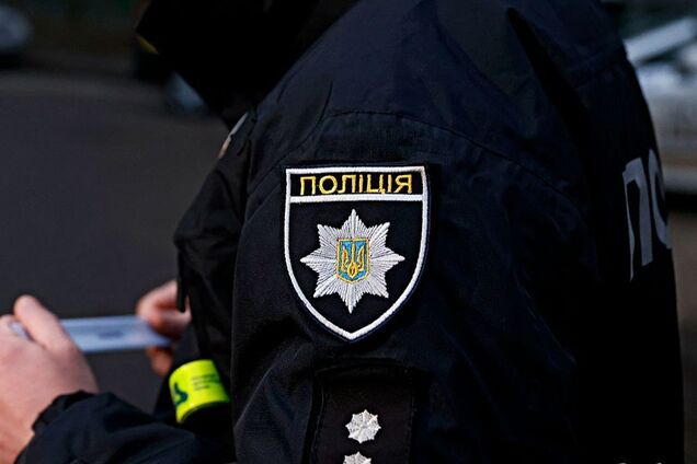 В сети появилось видео избиения школьницами девочки на Оболони: подробности полиции