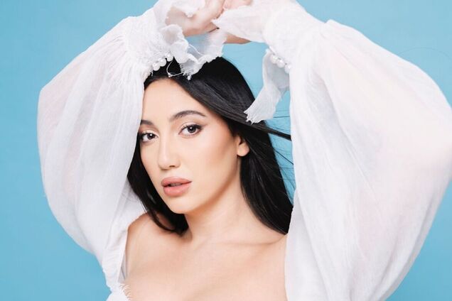 Израиль отправит на Евровидение 2025 певицу, чудом выжившую во время атаки ХАМАС: что еще известно о 24-летней Юваль