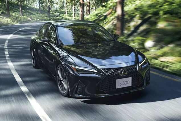 Lexus IS F Sport Black IV