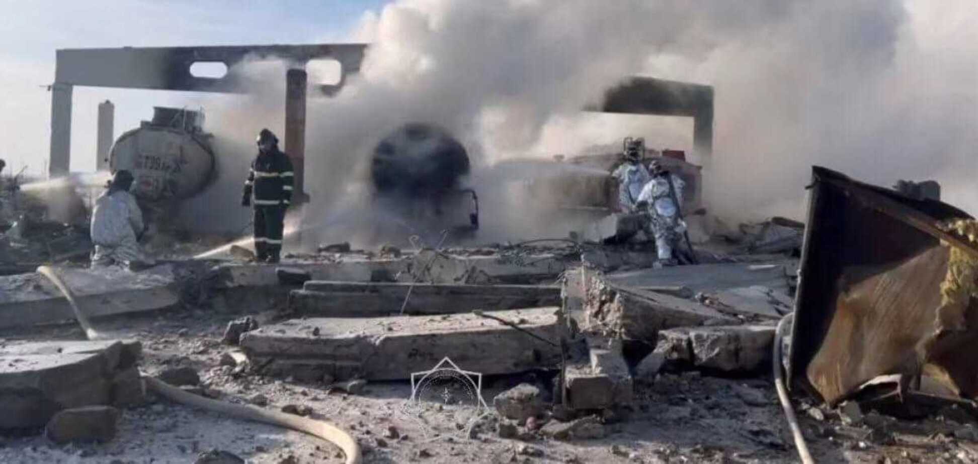 У Казахстані стався вибух на нафтобазі: постраждали шестеро людей. Фото і відео