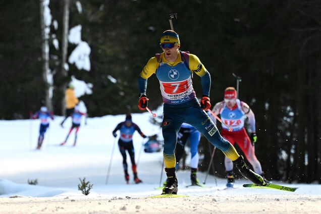 Збірна України з біатлону йшла на 'срібло' в естафеті Кубку світу, але запорола гонку