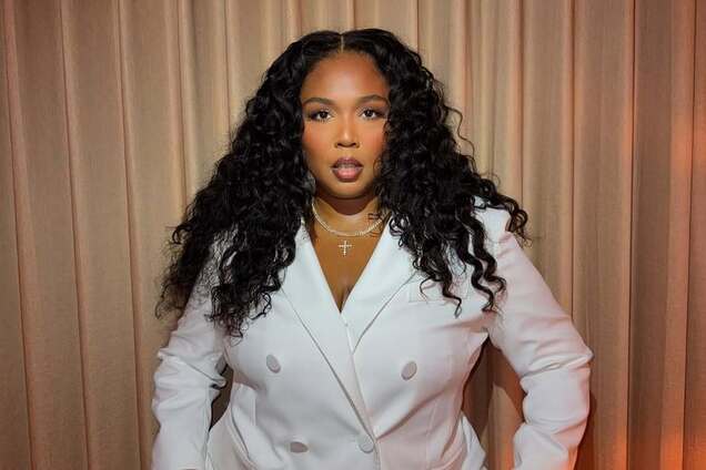 'Не видела эту цифру с 2014 года': певица Lizzo похвасталась результатом похудения. Фото