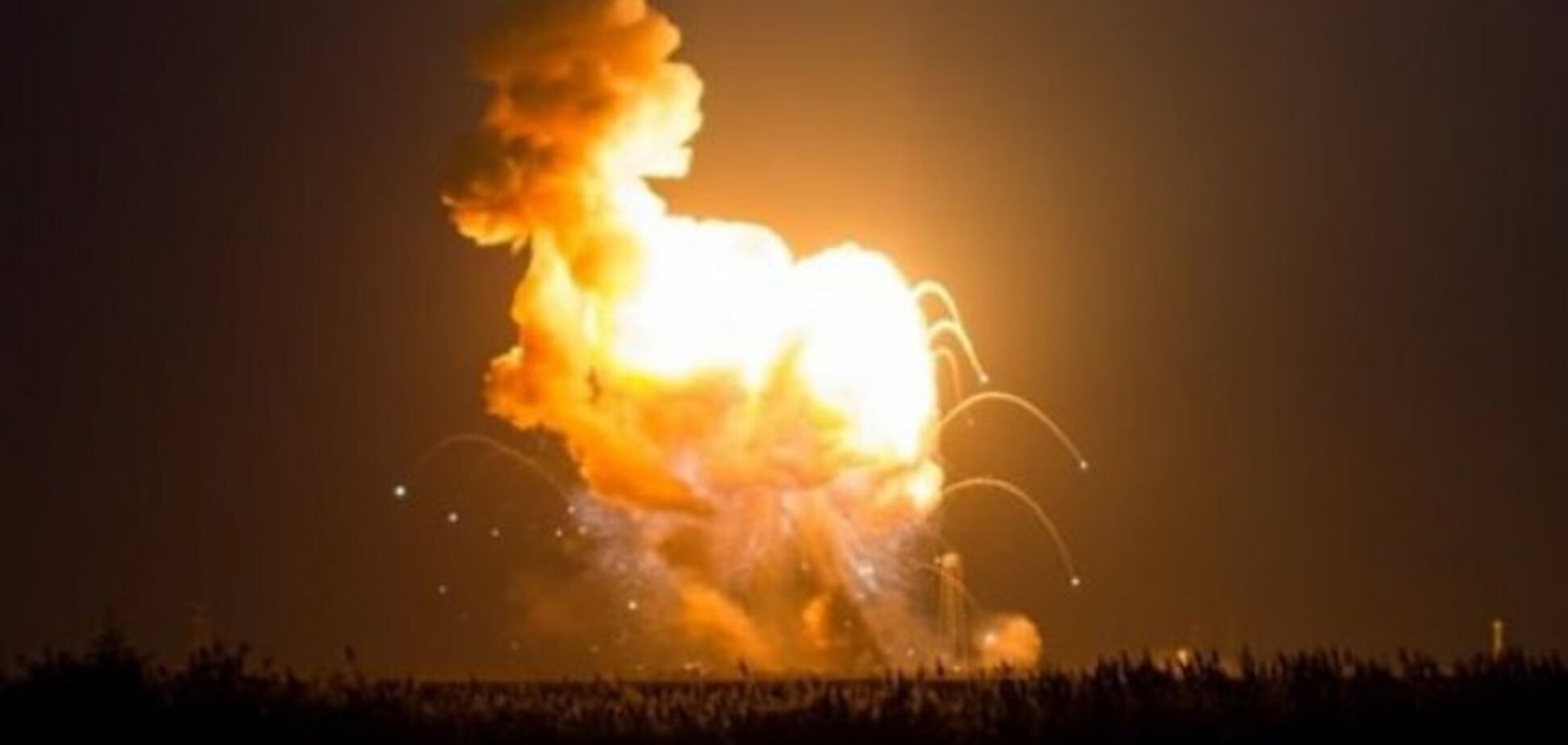 Під прицілом був НПЗ: у Тверській області поскаржилися на атаку дронів. Відео