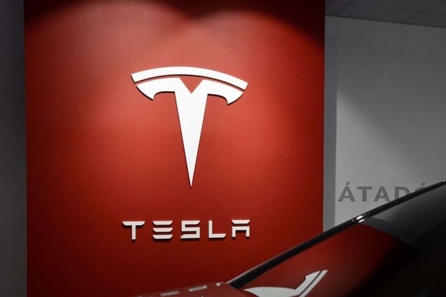 Tesla подала до суду на ЄС