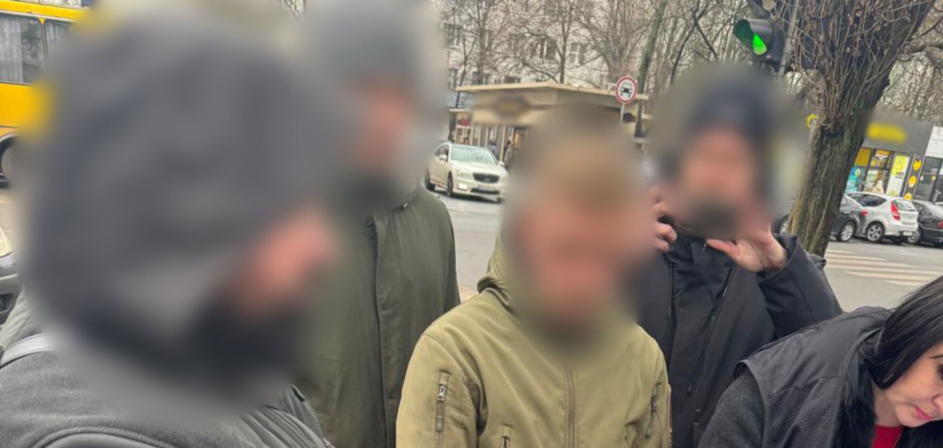 Тысяча долларов за фиктивную повестку: в Одесской области 24-летнего военнослужащего ТЦК разоблачили на взяточничестве. Фото