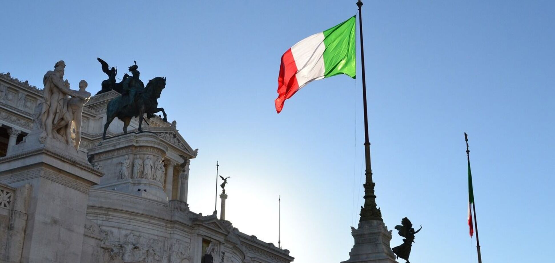 Парламент Італії ще на рік погодив постачання зброї Україні: що це означає