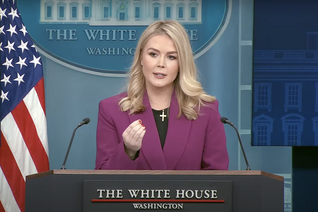 'Команда Байдена тратила бюджетные средства, как пьяные матросы': у Трампа объяснили, для чего приостановили финансирование программ помощи