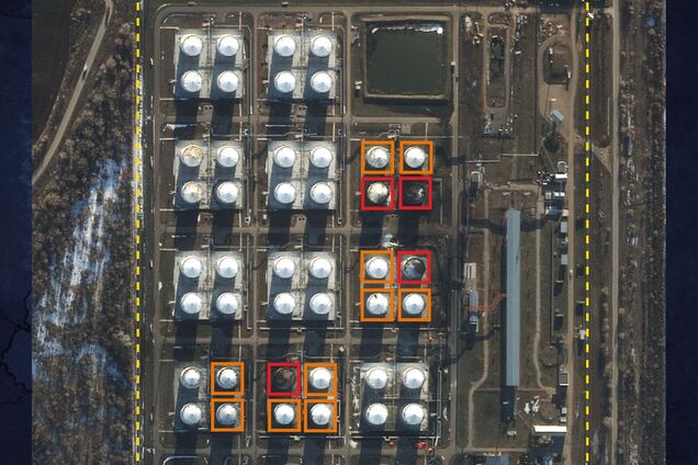 Разведка Британии показала последствия атак дронов по нефтебазе возле аэродрома в Энгельсе