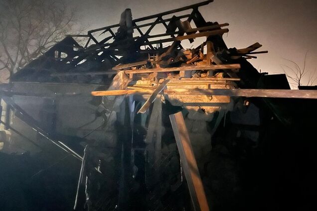 На Одещині внаслідок ворожої атаки пошкоджено будинки, лікарню й авто, постраждала людина: з'явилися фото