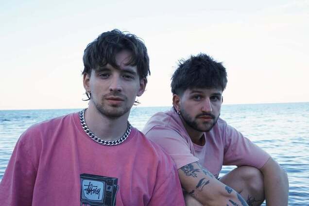 Электромеханики из Мариуполя: что известно о дуэте MOLODI, который попытается покорить Евровидение, и чему посвящена их песня