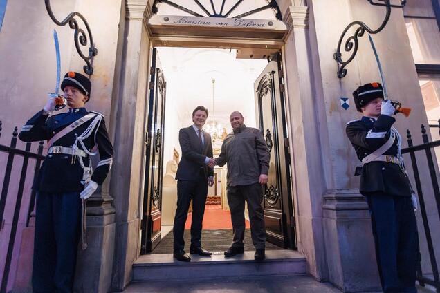 'Главный приоритет – программа F-16': Умеров встретился в Гааге с министром обороны Нидерландов. Фото