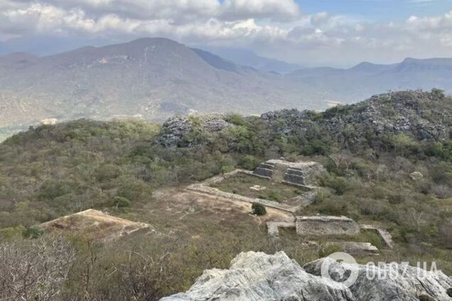 У джунглях Мексики знайшли загублене 600-річне місто, яке 'застигло в часі'