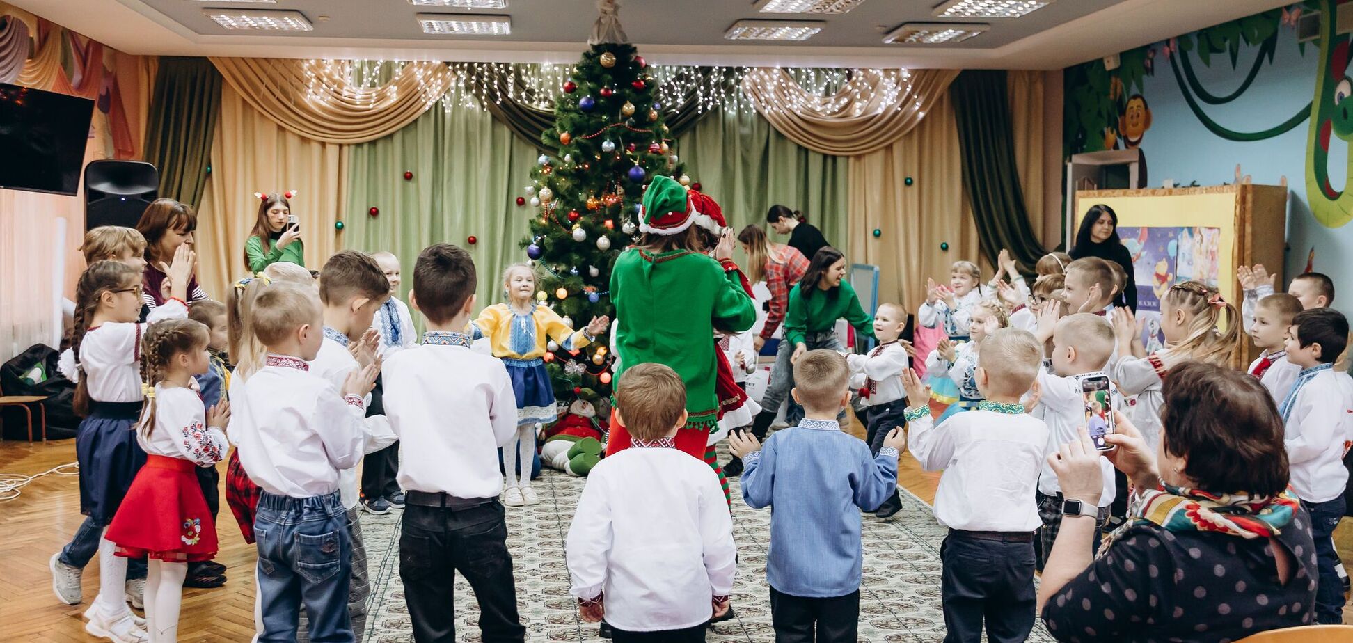 'От сердца к сердцу': Favbet Foundation организовали зимние праздники для малышей из украинских детских домов