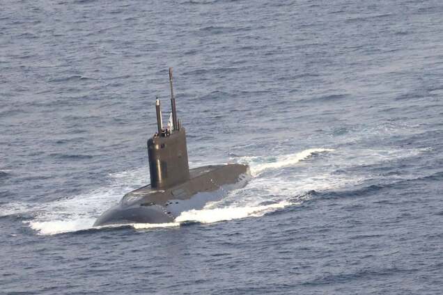 После длительной паузы Россия вывела в Черное море носители 'Калибров': какой возможен залп ракет