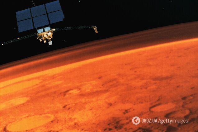 Морозні лавини, газові гейзери та потужні вибухи: який вигляд має весна на Марсі. Фото і відео