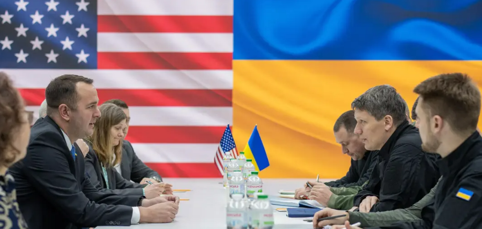 В Киев накануне 'Рамштайна' прибыла делегация США: стало известно, о чем говорили