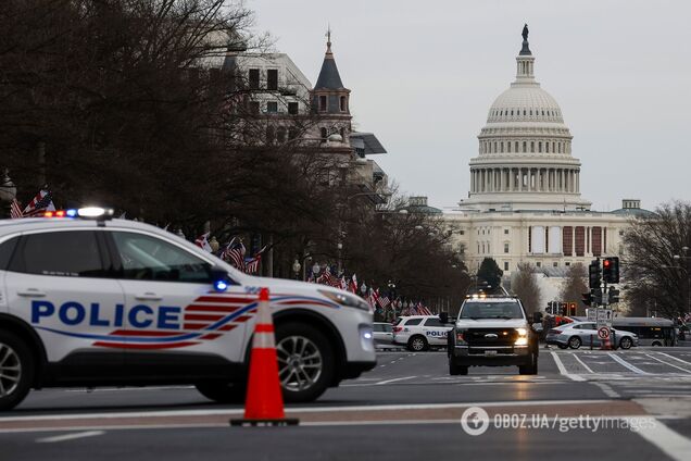 Напередодні візиту Трампа на вході в Капітолій затримали чоловіка з мачете і ножами: що відбувається