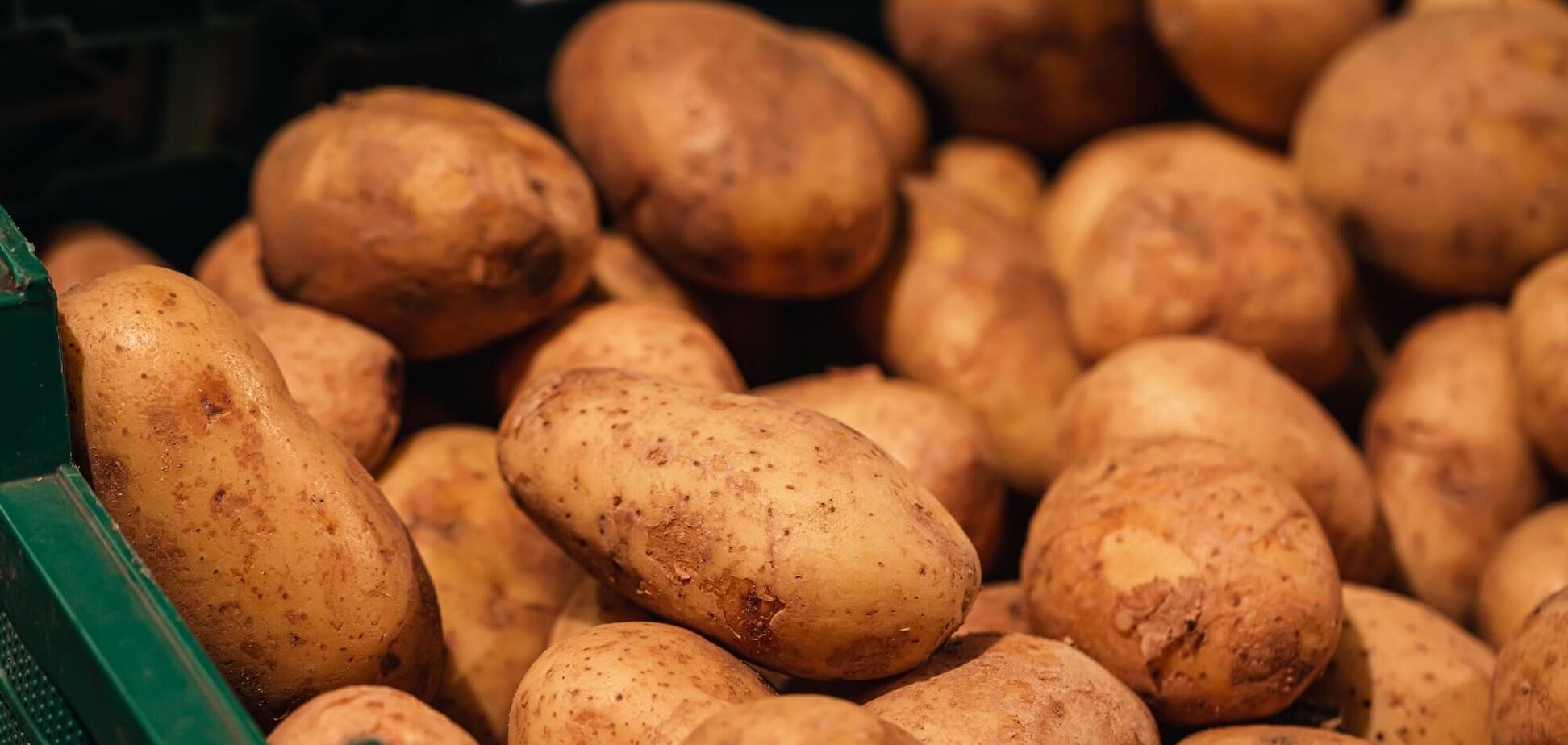 Иллюстрация - картофель в ящике
