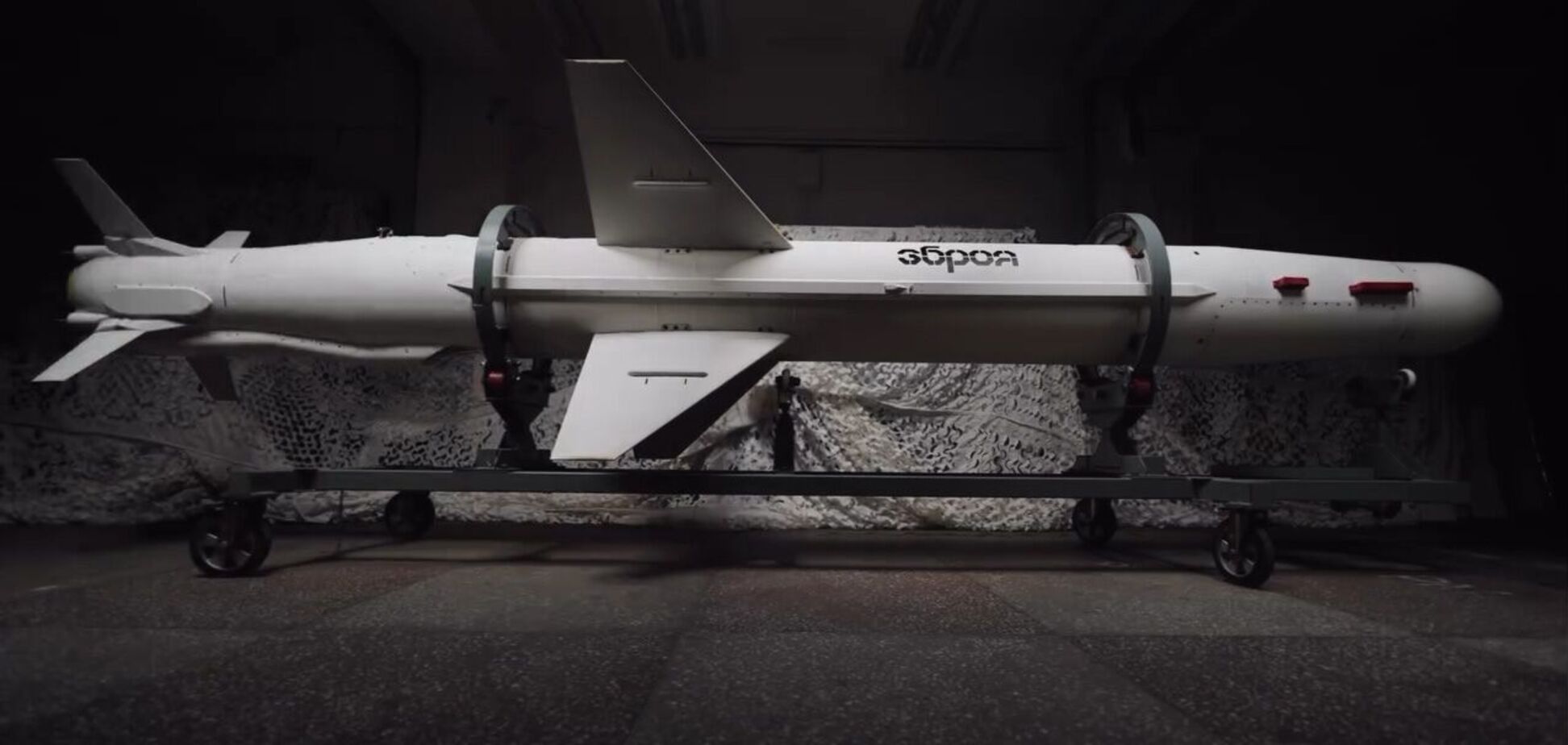 Приятный сюрприз: раскрыт вес боевой части 'Длинного Нептуна' на 1000 км. Фото