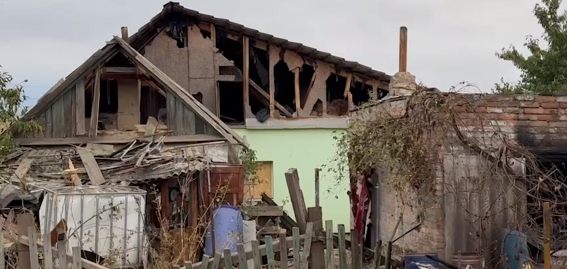 'Прилет был как раз в комнаты детей': новые подробности гибели от удара РФ 7-летнего мальчика в Запорожье. Видео