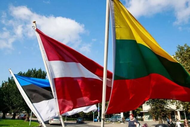 Країни Балтії розробляють план евакуації на випадок нападу Росії – Reuters