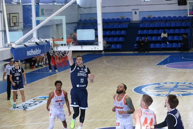 Первая победа в сезоне БК 'Ривне', успех 'Харьковских Соколов'. Результаты Суперлиги Favbet 11 октября