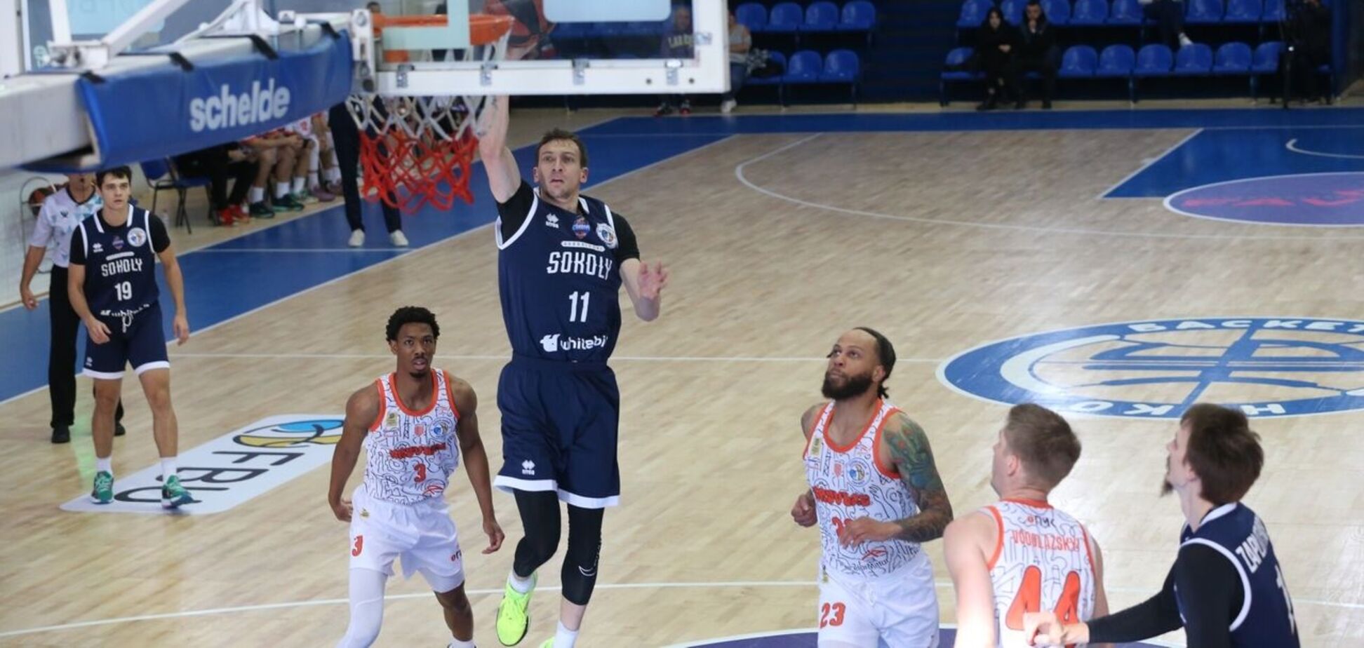 Первая победа в сезоне БК 'Ривне', успех 'Харьковских Соколов'. Результаты Суперлиги Favbet 11 октября