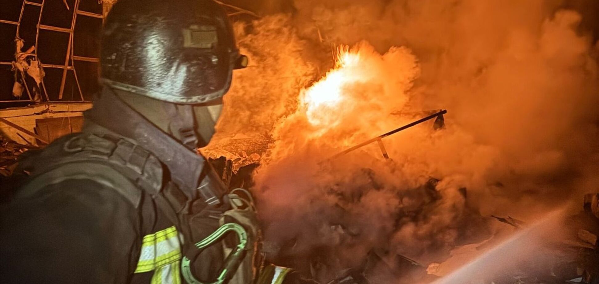 Армия РФ прицельно ударила по энергетической инфраструктуре Донетчины: регион обесточен