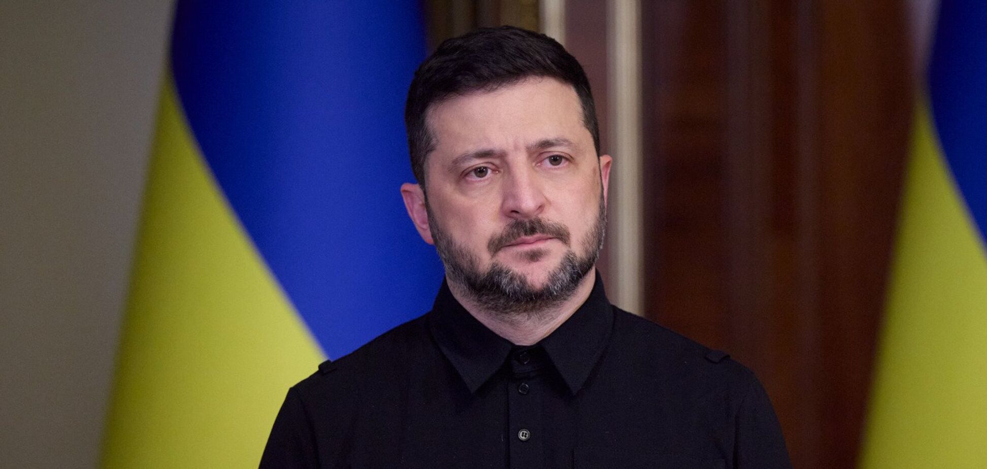 Зеленский подписал законы о продлении военного положения и всеобщей мобилизации: названы сроки