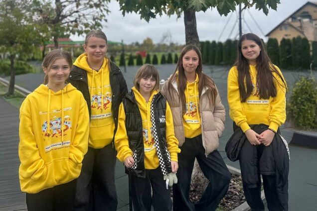 Діти оборонців Маріуполя стали учасниками осінньої зміни 'Блогер Кемпу' від Фонду Ріната Ахметова