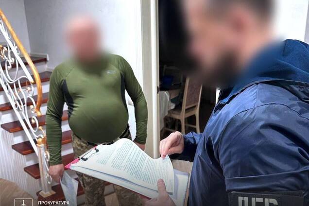 На Львівщині заступник командира військової частини змушував підлеглих ремонтувати свій будинок: справою зайнялася прокуратура