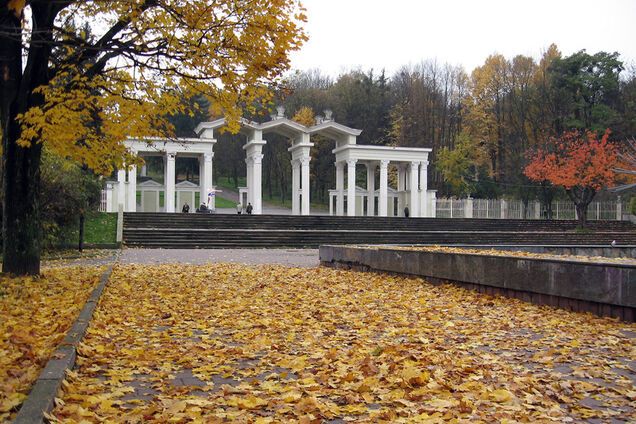 У мережі показали вокзал у Львові у кінці 1800-х: унікальне фото