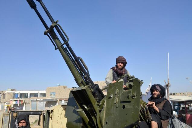 На границе между Пакистаном и Афганистаном произошли столкновения: много погибших и раненых