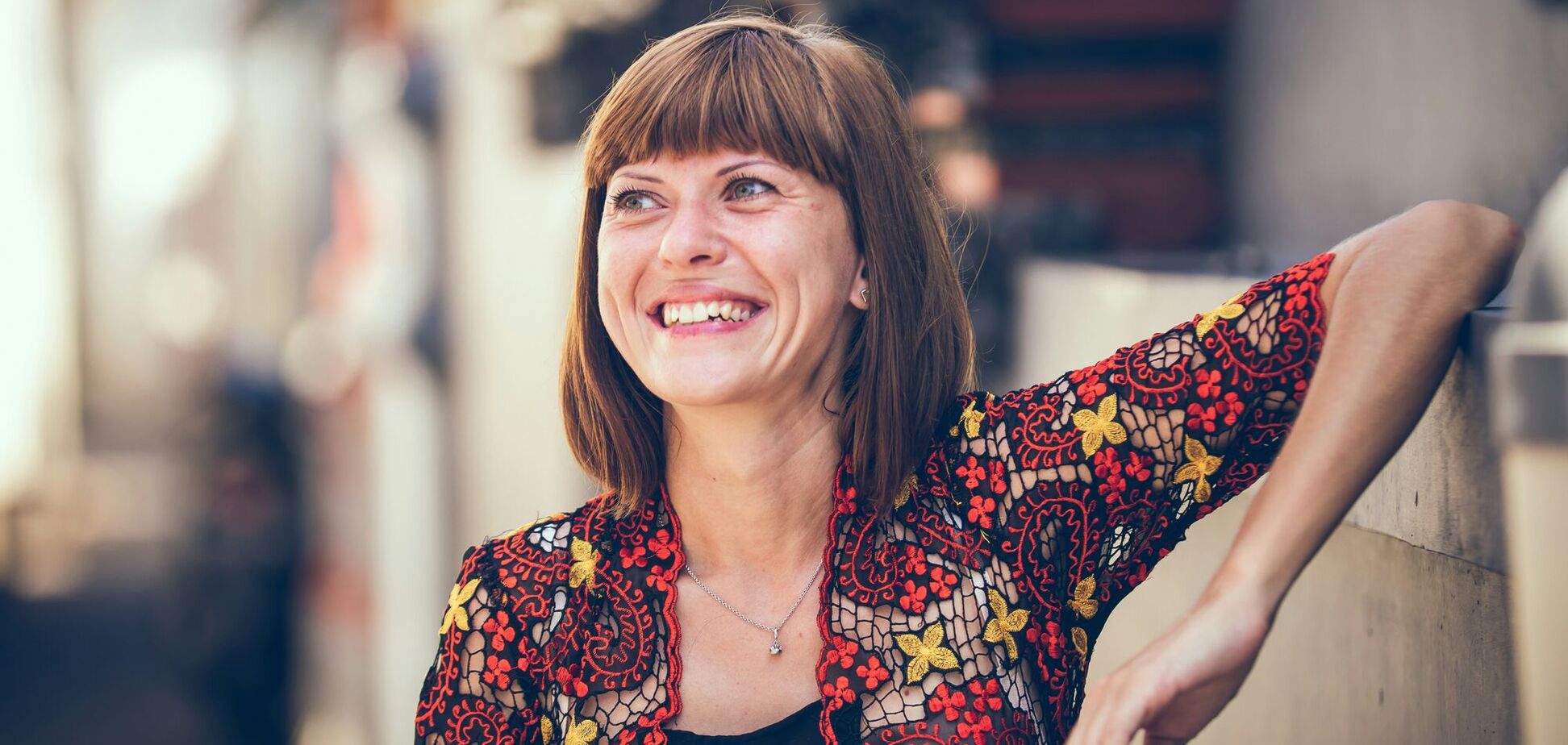 Допоможе приховати зморшки: названа стрижка, яка зробить вас молодшою