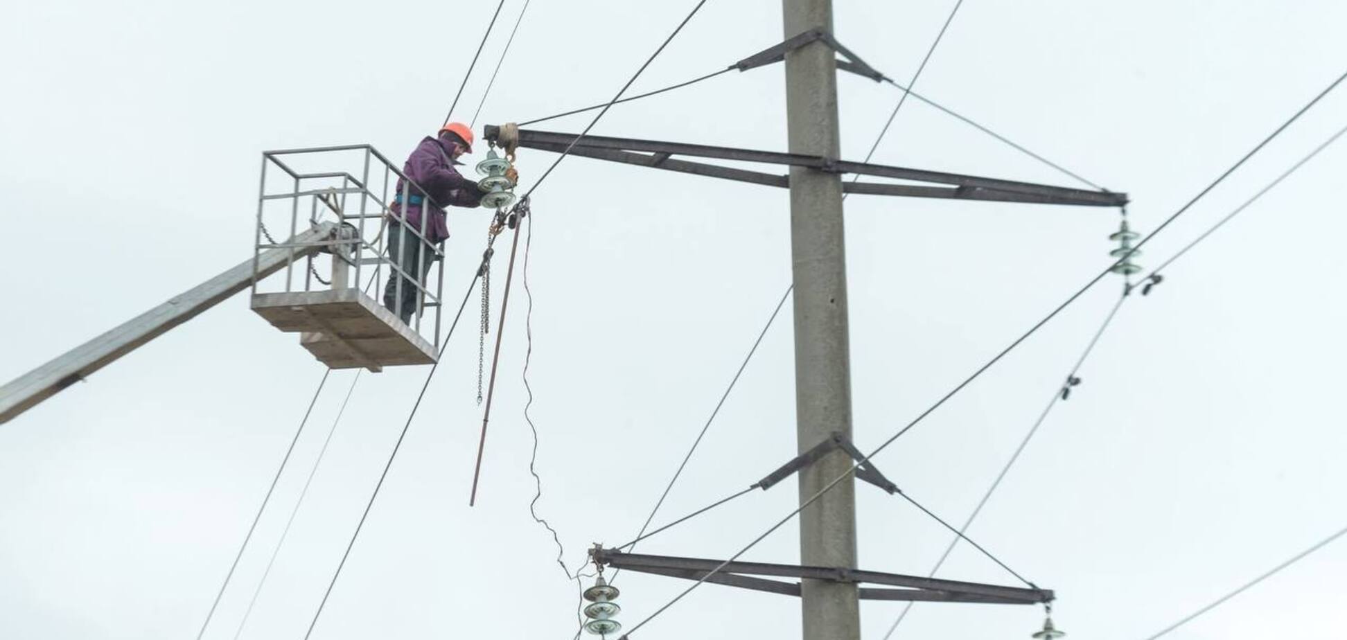 Ремонт електромереж. Ілюстрація