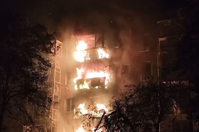 Россия атаковала Нежин и Чернигов: поврежден терминал 'Новой почты' и предприятие, есть пострадавшие. Фото