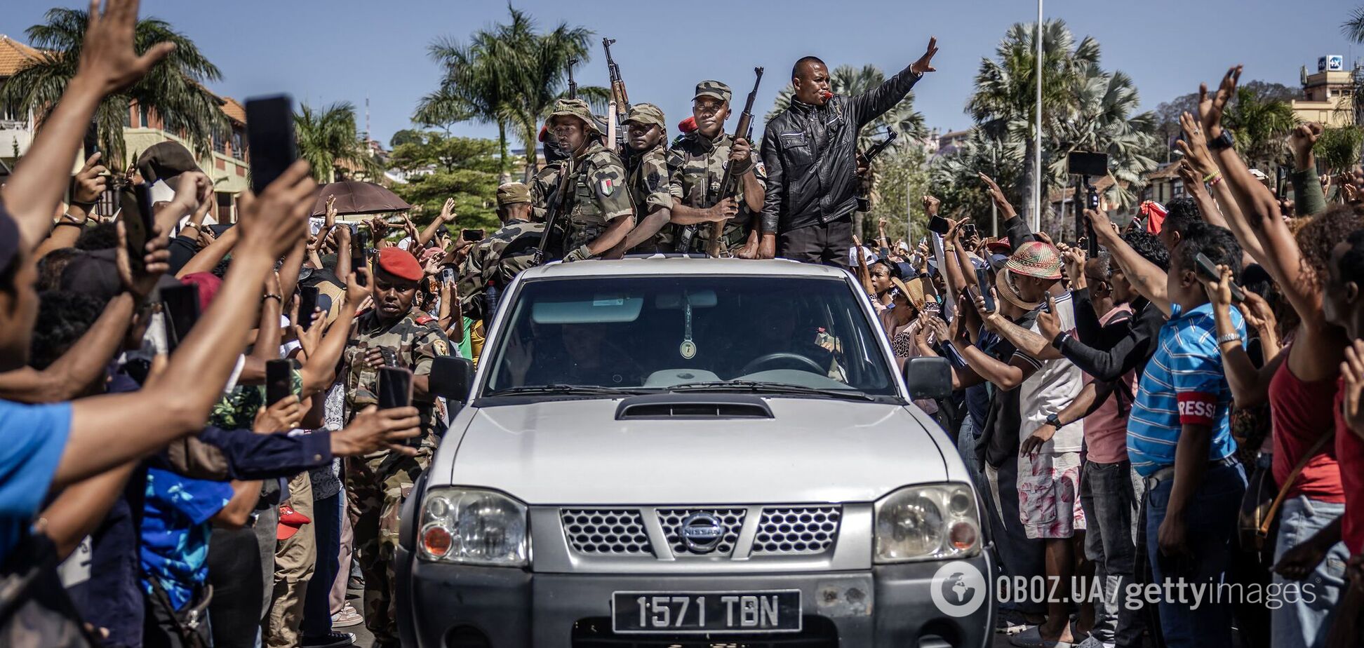 На Мадагаскаре объявили импичмент президенту: власть в стране захватили военные