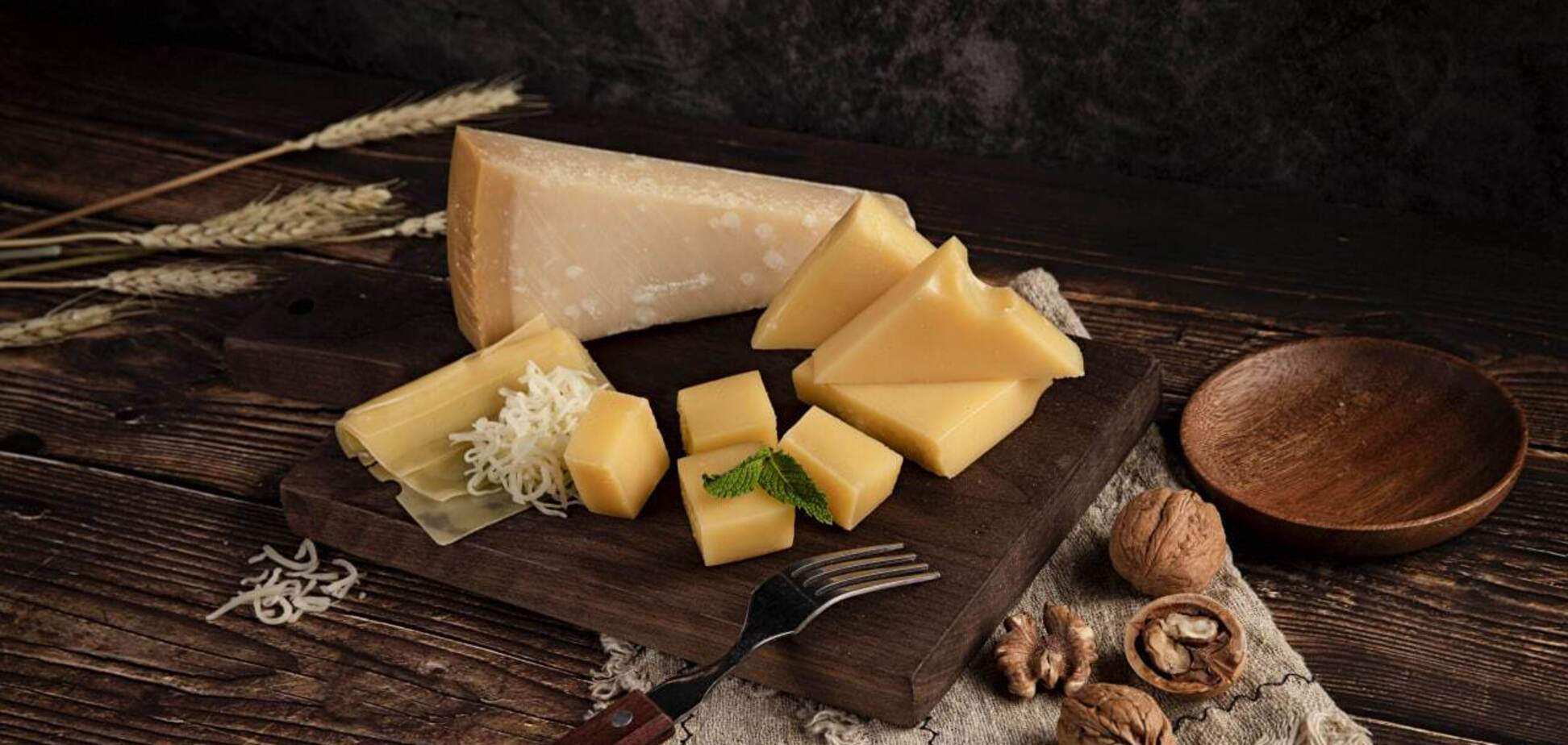 Найкорисніший сир для міцності кісток: порада дієтолога