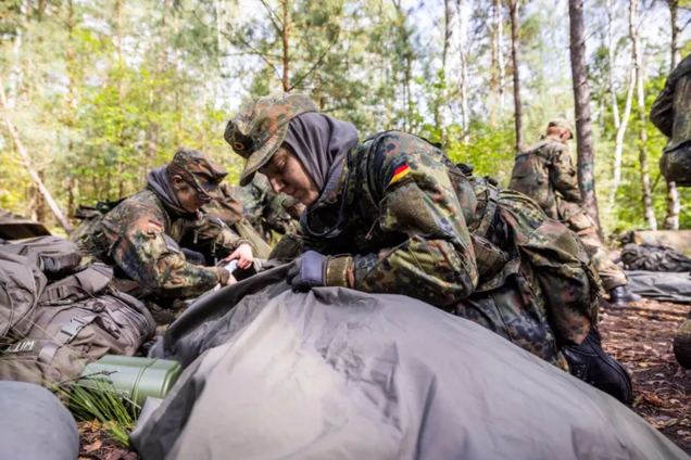 В Германии рассматривают лотерейную систему призыва на военную службу: что это значит