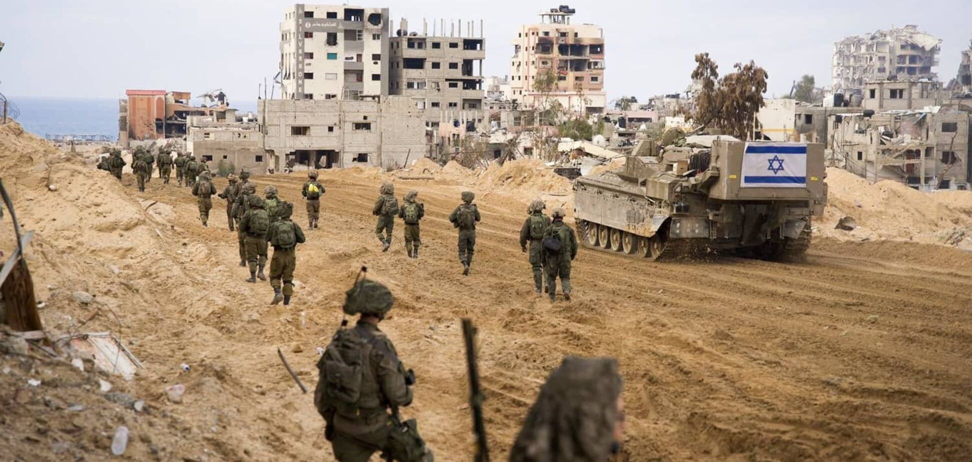 Ізраїль зможе відновити бойові дії в секторі Гази: Трамп назвав умову