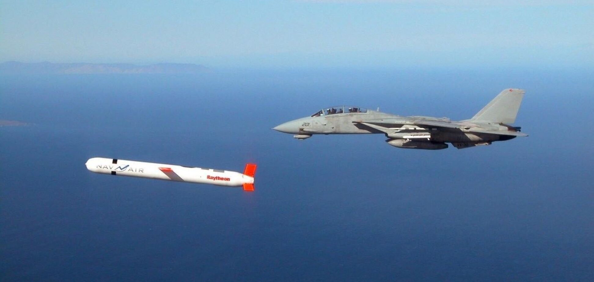 В случае предоставления Украине ракет Tomahawk управлять ими, скорее всего, будут американцы – FT