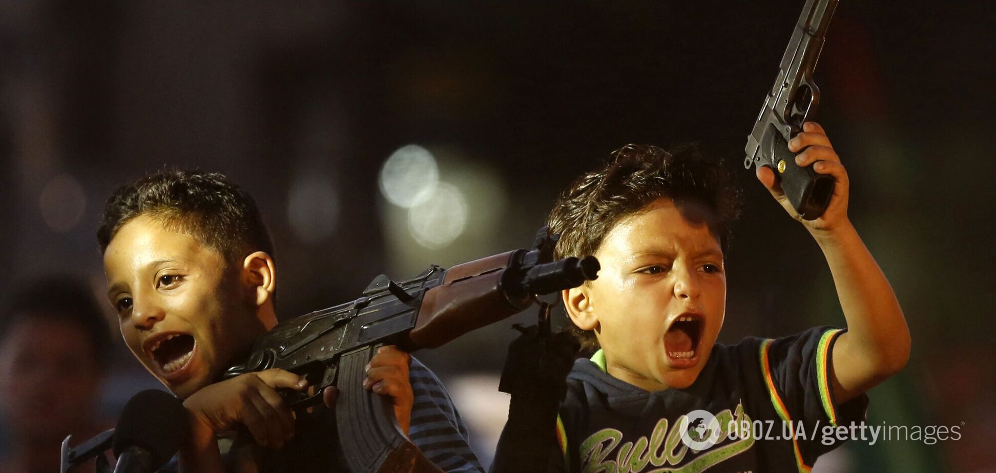 Діти в Газі зі зброєю