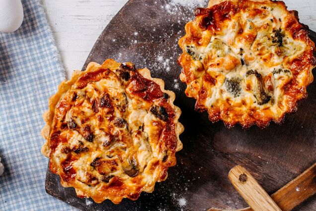 Ситний білковий пиріг з куркою та броколі: ділимось рецептом бюджетної та корисної страви