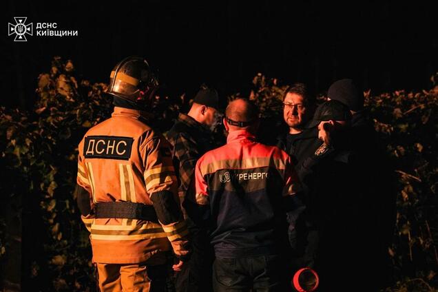 Без електропостачання місто на Київщині та частина Чернігівщини: РФ завдала удару по енергооб'єкту. Фото і відео