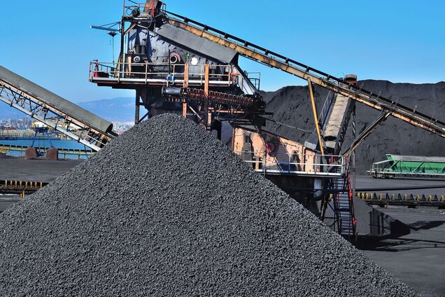 Каменный уголь. Иллюстрация