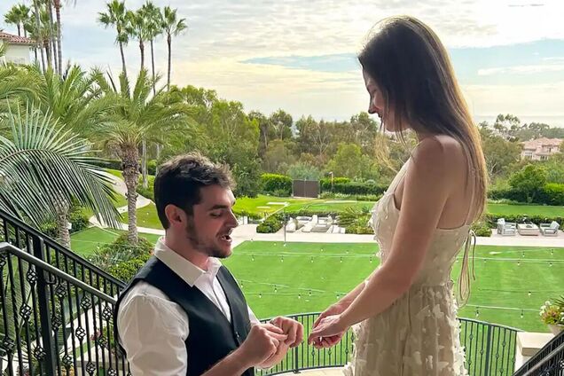 Звезда 'Во все тяжкие' с ДЦП обручился: что известно о его возлюбленной. Фото