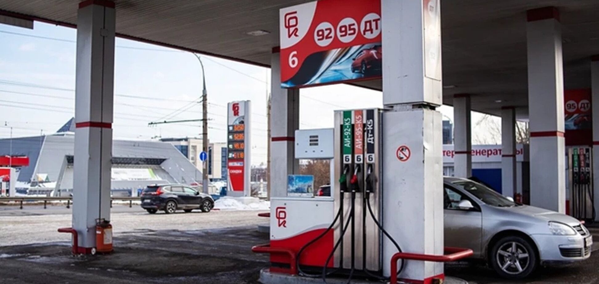 Бензинова криза набирає обертів: які регіони РФ запровадили обмеження на продаж пального