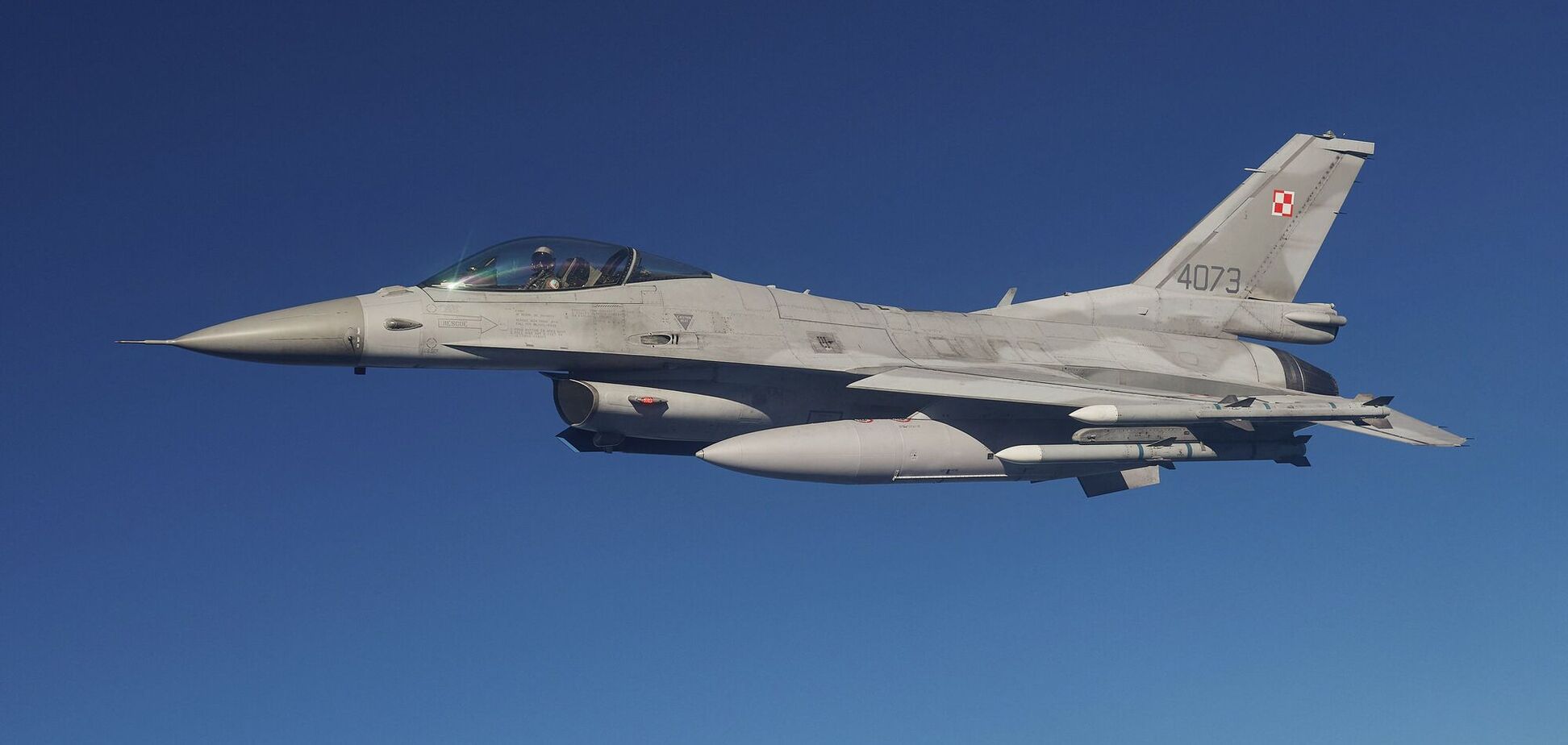 Когда Украина получит истребители F-16 от Бельгии: министр назвал сроки