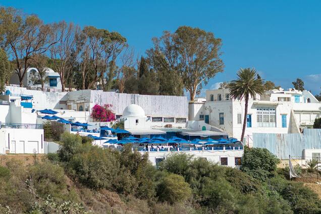 Точная копия: туристам посоветовали дешевую альтернативу Санторини