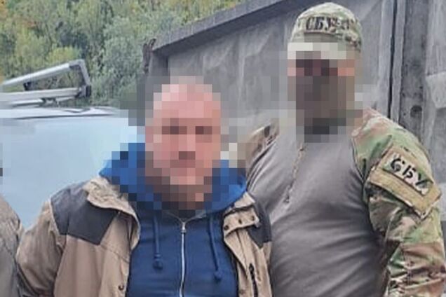 Зливав окупантам локації ППО та аеродроми Сил оборони: у Києві затримали агента ФСБ. Фото